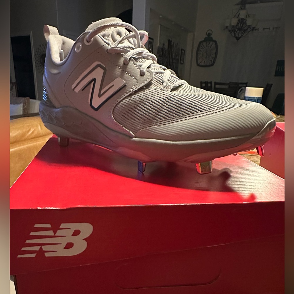 New Balance Men's 3000 V6 Metal Baseball Cleats